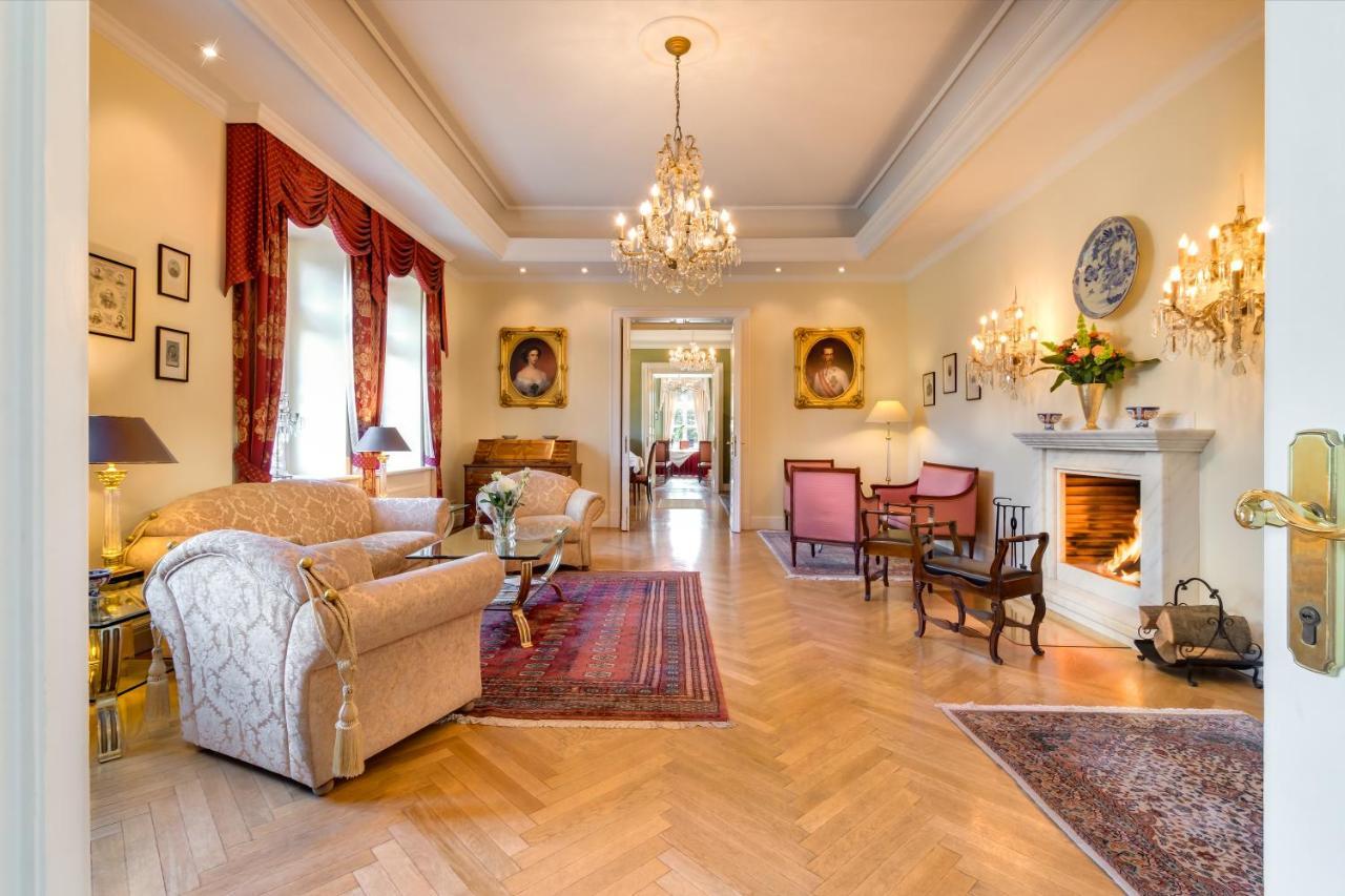 Castle Hotel Grof Degenfeld Superior Тарцаль Экстерьер фото